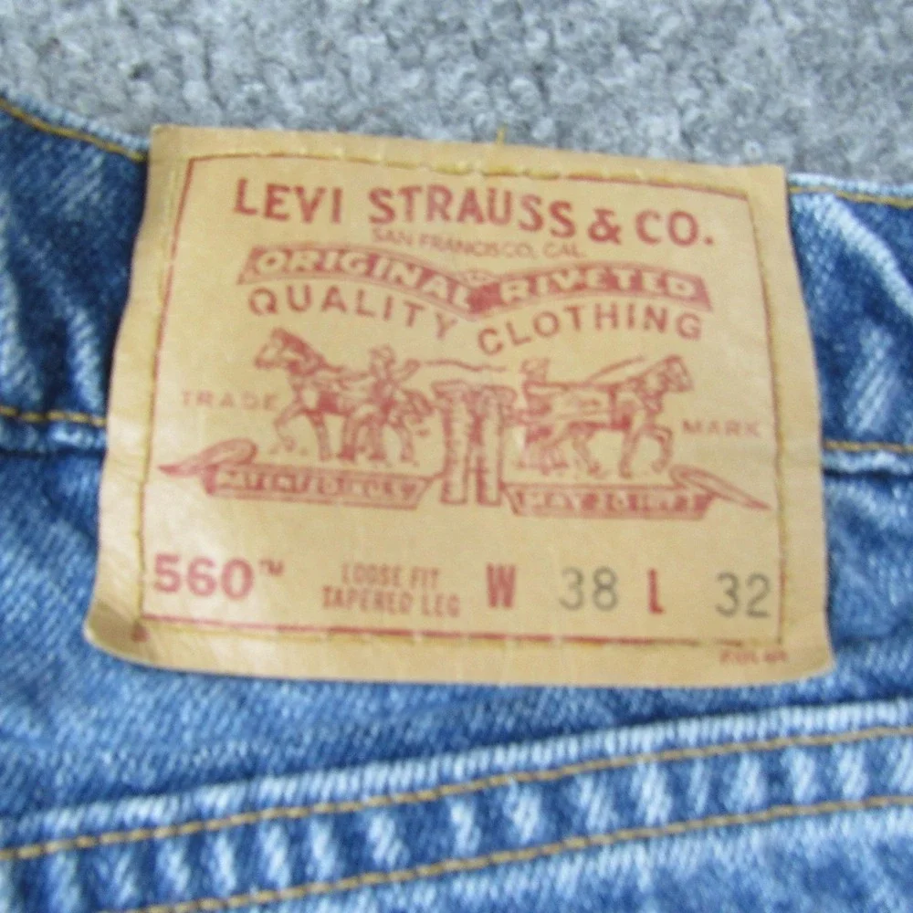 Vintage Levis 560 Jeans Mens 38x32 Loose Fit Black Batwing Made USA 90s Waist 36